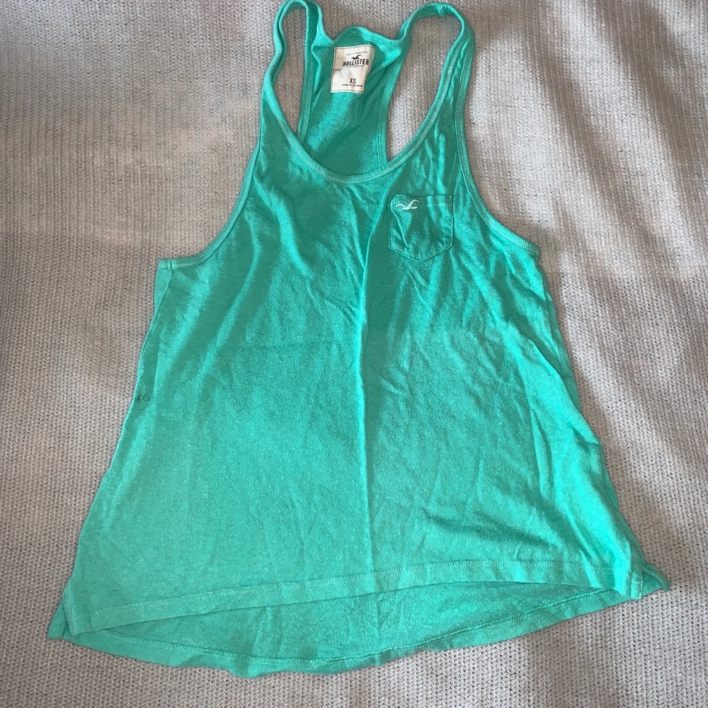 HOLLISTER RACERBACK TANK 💙💚